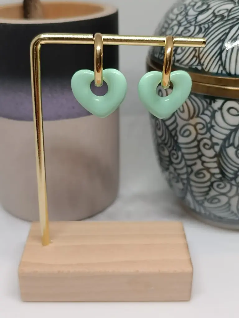 Créoles coeur vert clair